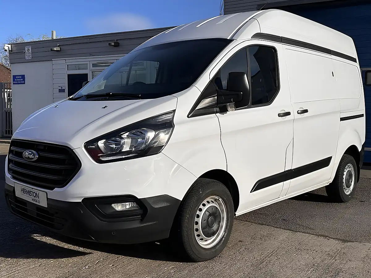 Used 2019 Ford Transit Custom Panel Van White - Interior and Exterior details 6