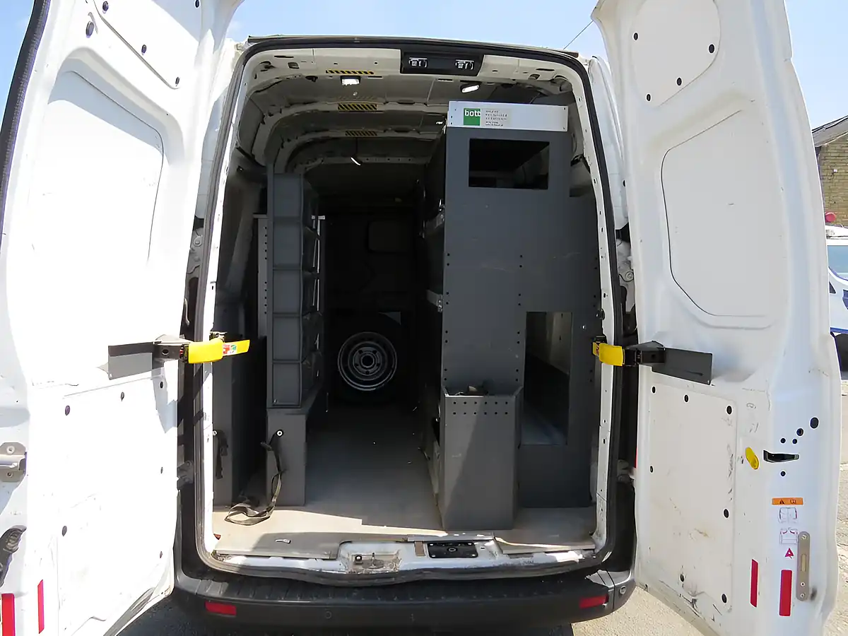 Used 2019 Ford Transit Custom Panel Van White - Interior and Exterior details 11