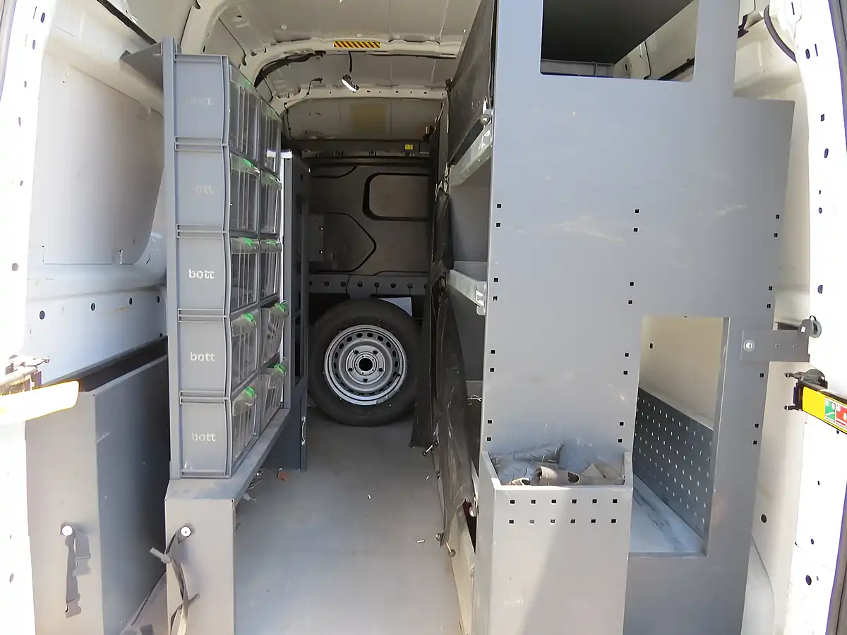 Used 2019 Ford Transit Custom Panel Van White - Interior and Exterior details 12