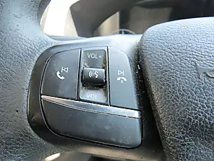 Used 2019 Ford Transit Custom Panel Van White - Interior and Exterior details 16