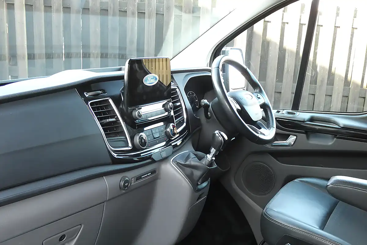 Used 2019 Ford Transit Custom Sport Black - Interior and Exterior details 11