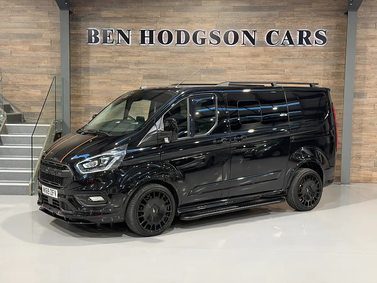 Used 2019 Ford Transit Custom Sport Crew Black - Front View