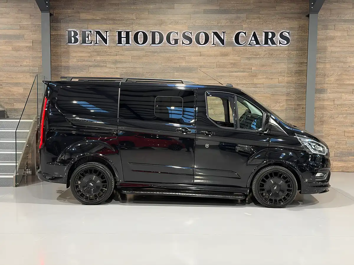 Used 2019 Ford Transit Custom Sport Crew Black - Interior and Exterior details 5