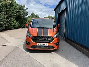 Used 2019 Ford Transit Custom Sport Orange - Interior and Exterior details 4