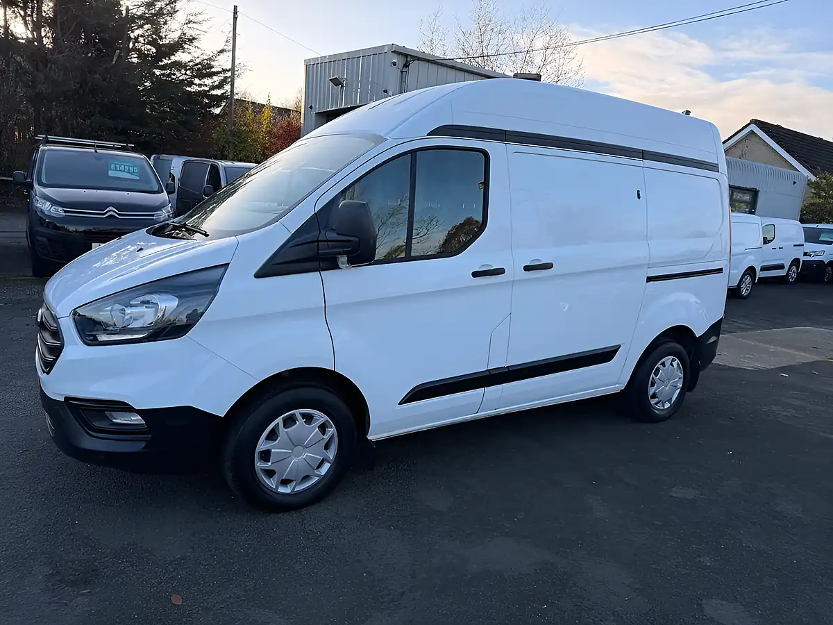 Used 2019 Ford Transit Custom Swb High Roof L1 H2 Panel Van White - Interior and Exterior details 10