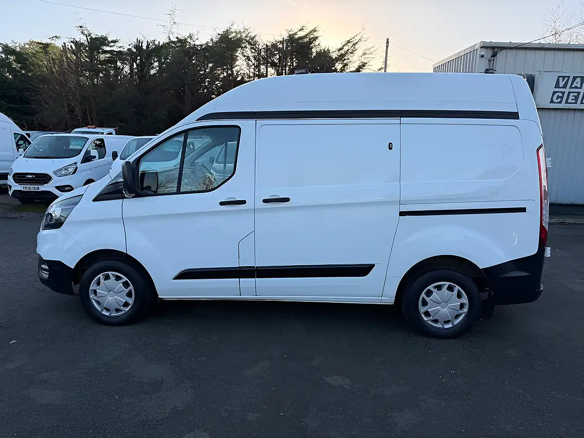 Used 2019 Ford Transit Custom Swb High Roof L1 H2 Panel Van White - Interior and Exterior details 11