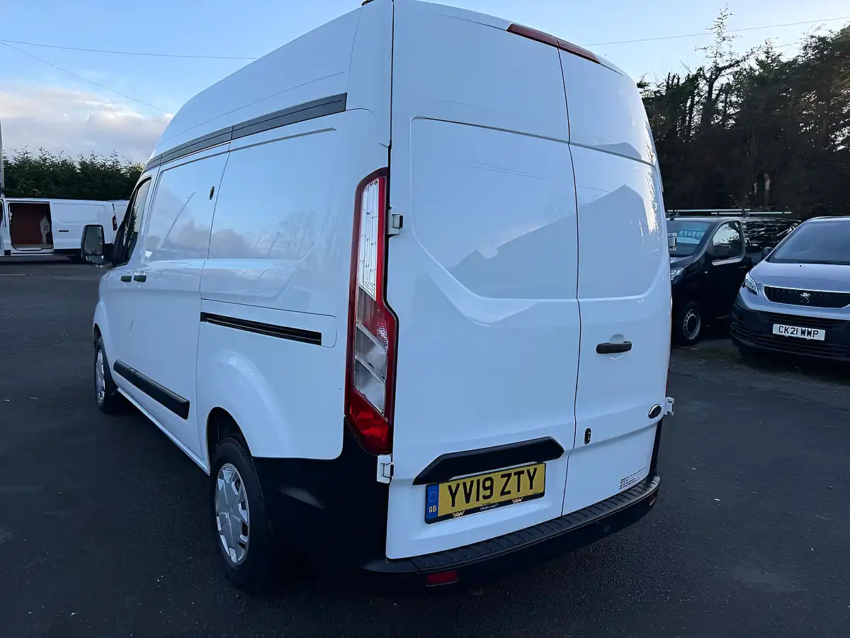 Used 2019 Ford Transit Custom Swb High Roof L1 H2 Panel Van White - Interior and Exterior details 16