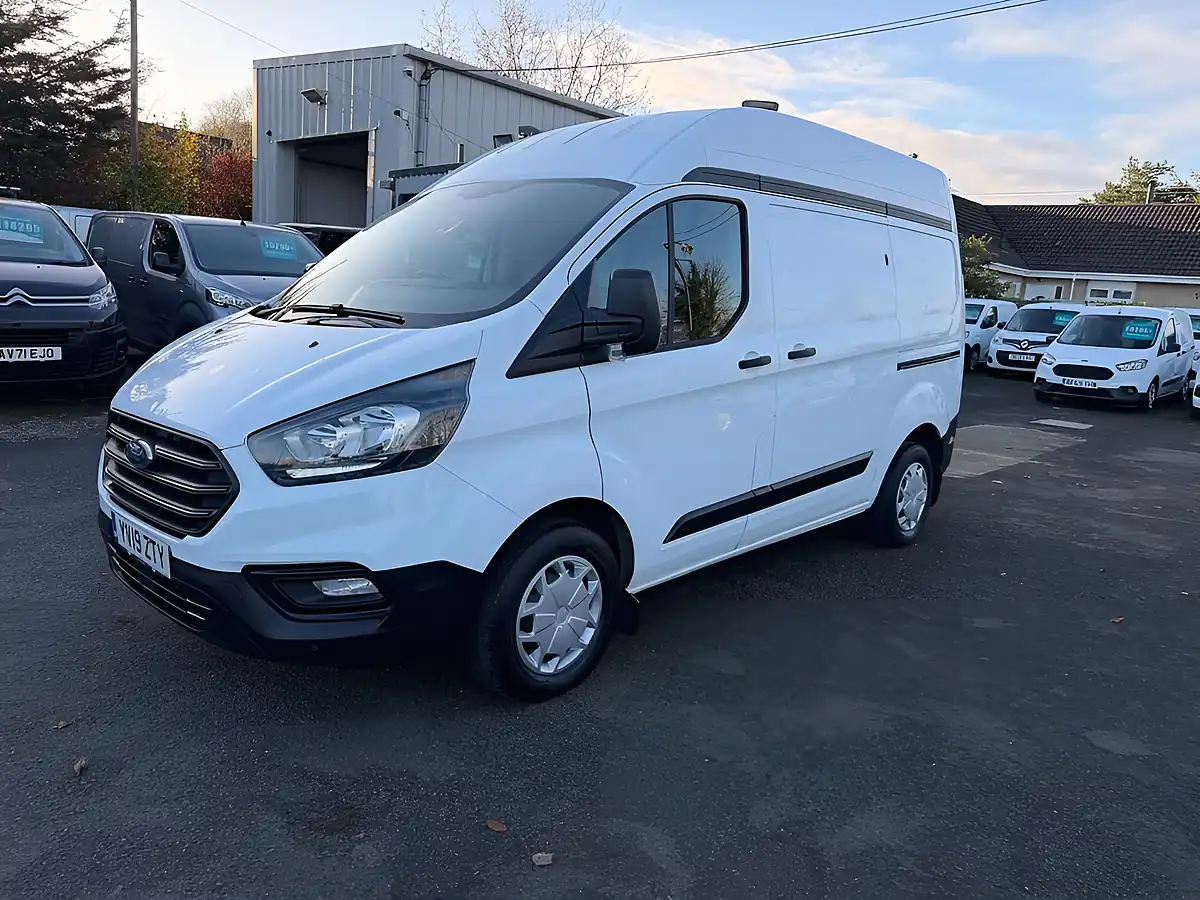 Used 2019 Ford Transit Custom Swb High Roof L1 H2 Panel Van White - Interior and Exterior details 7