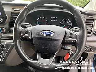Used 2019 Ford Transit Custom Trend 7 SEAT + 1 Wheelchair Blue - Interior and Exterior details 12