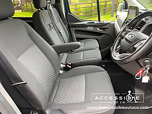 Used 2019 Ford Transit Custom Trend 7 SEAT + 1 Wheelchair Blue - Interior and Exterior details 16