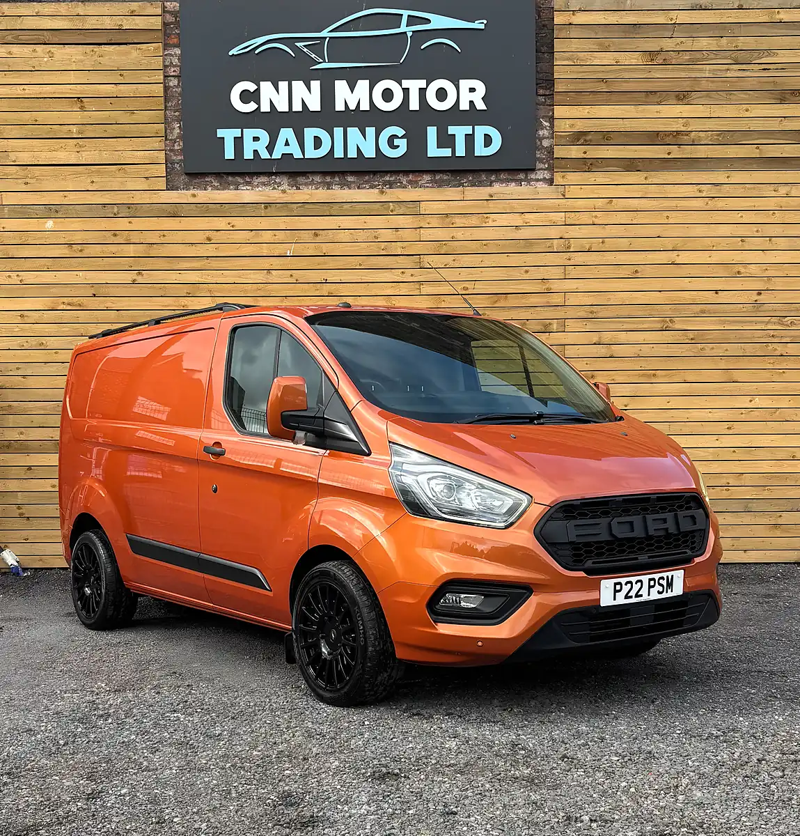 Used 2019 Ford Transit Custom Trend Orange - Front View