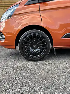 Used 2019 Ford Transit Custom Trend Orange - Interior and Exterior details 11