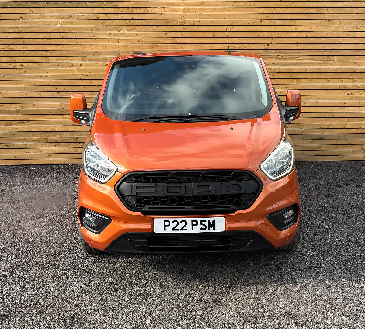 Used 2019 Ford Transit Custom Trend Orange - Interior and Exterior details 13