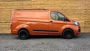 Used 2019 Ford Transit Custom Trend Orange - Interior and Exterior details 2