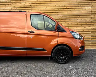 Used 2019 Ford Transit Custom Trend Orange - Interior and Exterior details 3