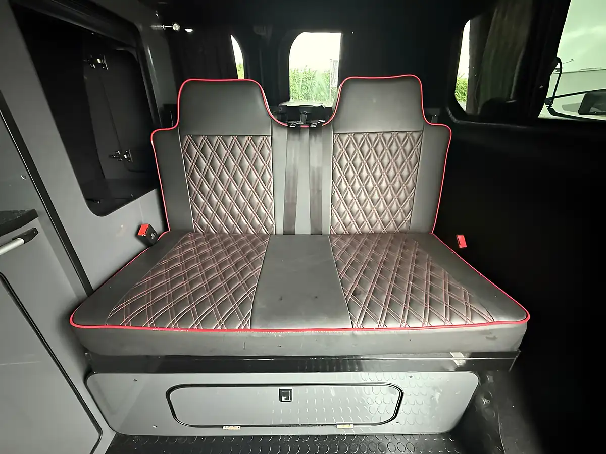 Used 2019 Ford Transit Custom Trend Red - Interior and Exterior details 14