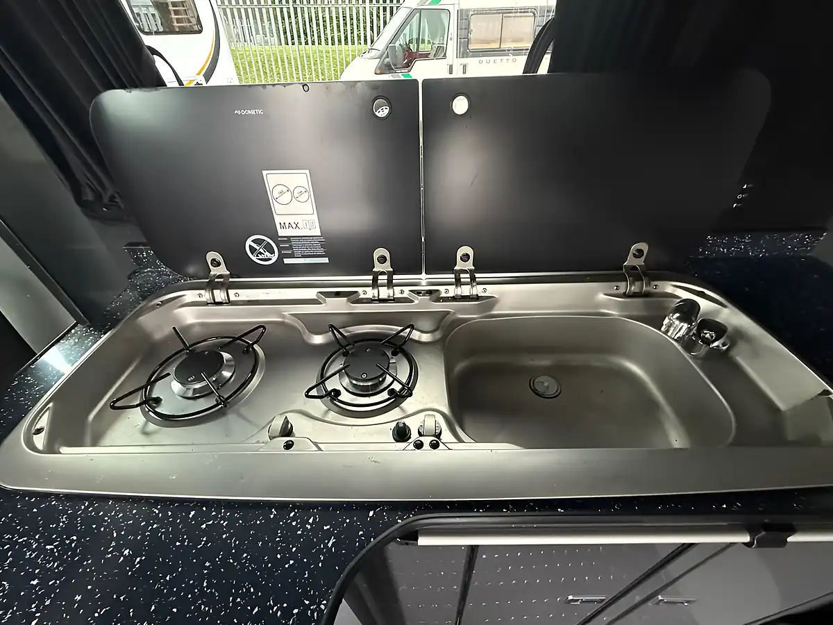 Used 2019 Ford Transit Custom Trend Red - Interior and Exterior details 16