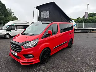 Used 2019 Ford Transit Custom Trend Red - Interior and Exterior details 17