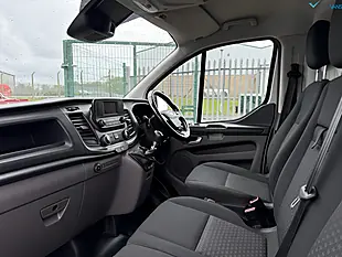 Used 2019 Ford Transit Custom Trend Silver - Interior and Exterior details 6