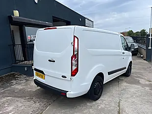 Used 2019 Ford Transit Custom Trend White - Interior and Exterior details 4