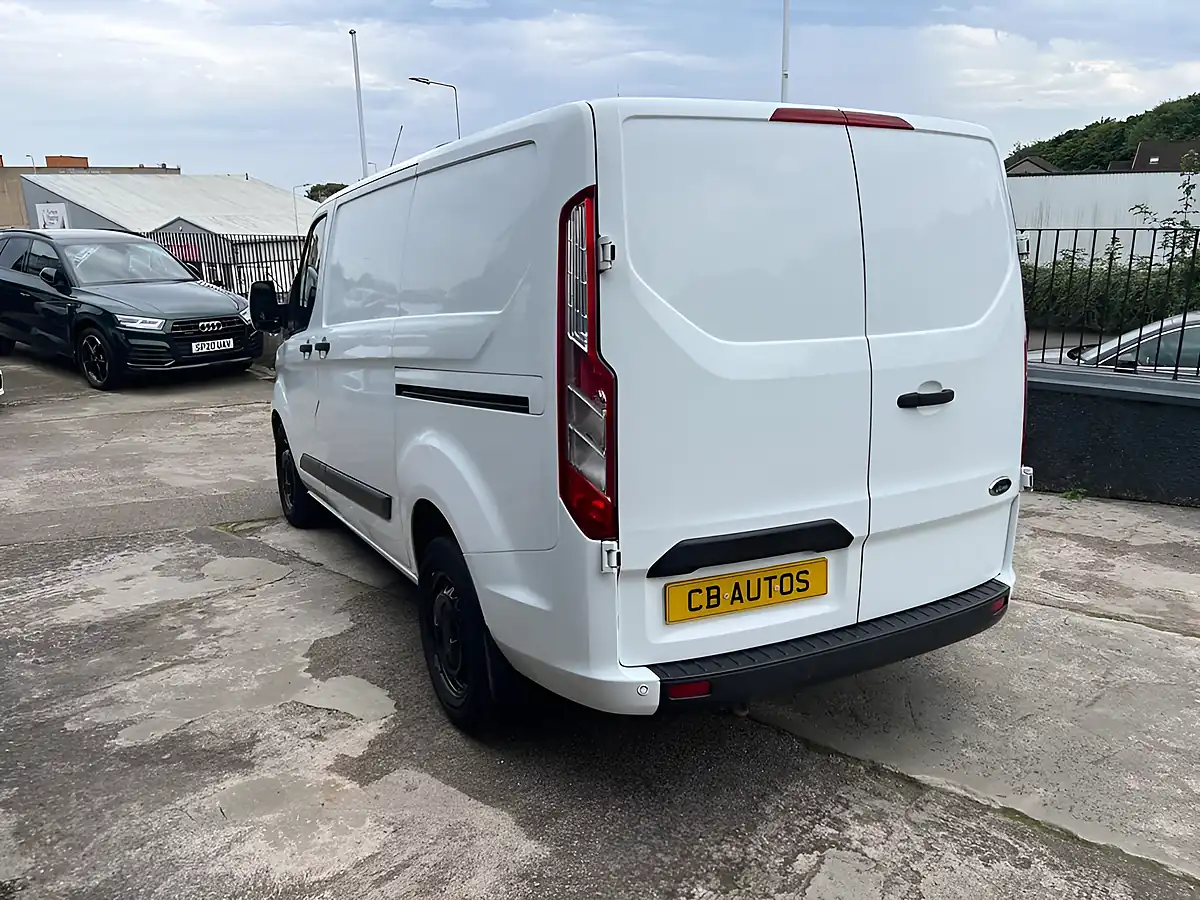 Used 2019 Ford Transit Custom Trend White - Interior and Exterior details 6