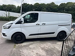 Used 2019 Ford Transit Custom Trend White - Interior and Exterior details 7