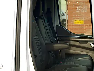 Used 2019 Ford Transit Custom Trend White - Interior and Exterior details 11