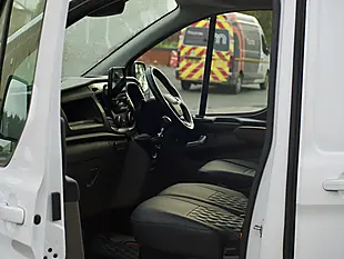 Used 2019 Ford Transit Custom Trend White - Interior and Exterior details 12