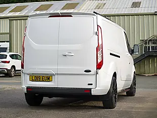 Used 2019 Ford Transit Custom Trend White - Interior and Exterior details 4