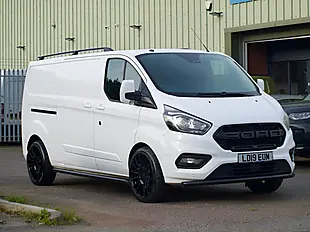 Used 2019 Ford Transit Custom Trend White - Interior and Exterior details 5