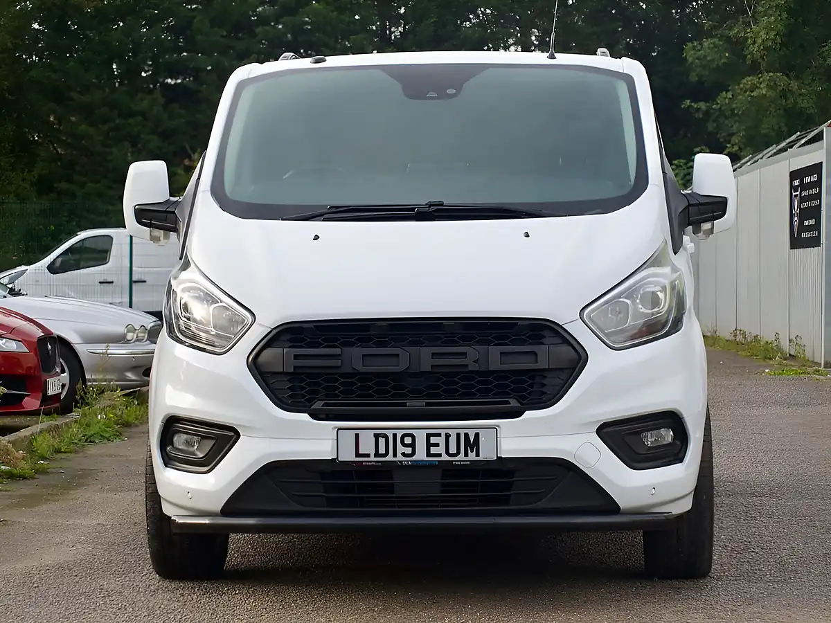 Used 2019 Ford Transit Custom Trend White - Interior and Exterior details 6