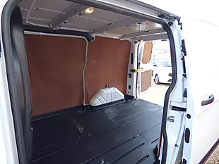 Used 2019 Ford Transit Custom Trend White - Interior and Exterior details 10