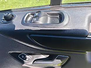 Used 2019 Ford Transit Custom Trend White - Interior and Exterior details 19