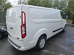 Used 2019 Ford Transit Custom Trend White - Interior and Exterior details 3