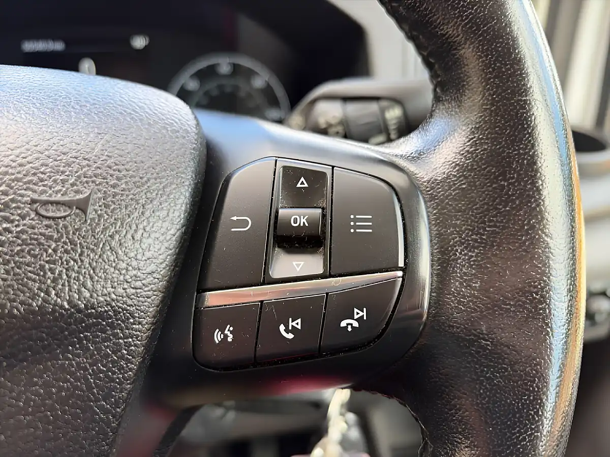 Used 2019 Ford Transit Leader Frozen White - Interior and Exterior details 18