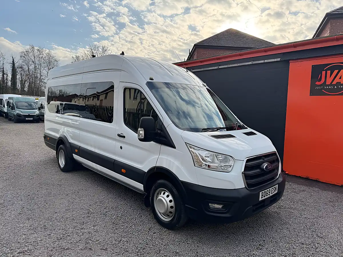 Used 2019 Ford Transit Leader White - Front View