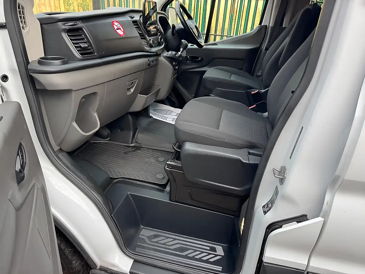 Used 2019 Ford Transit Leader White - Interior and Exterior details 8