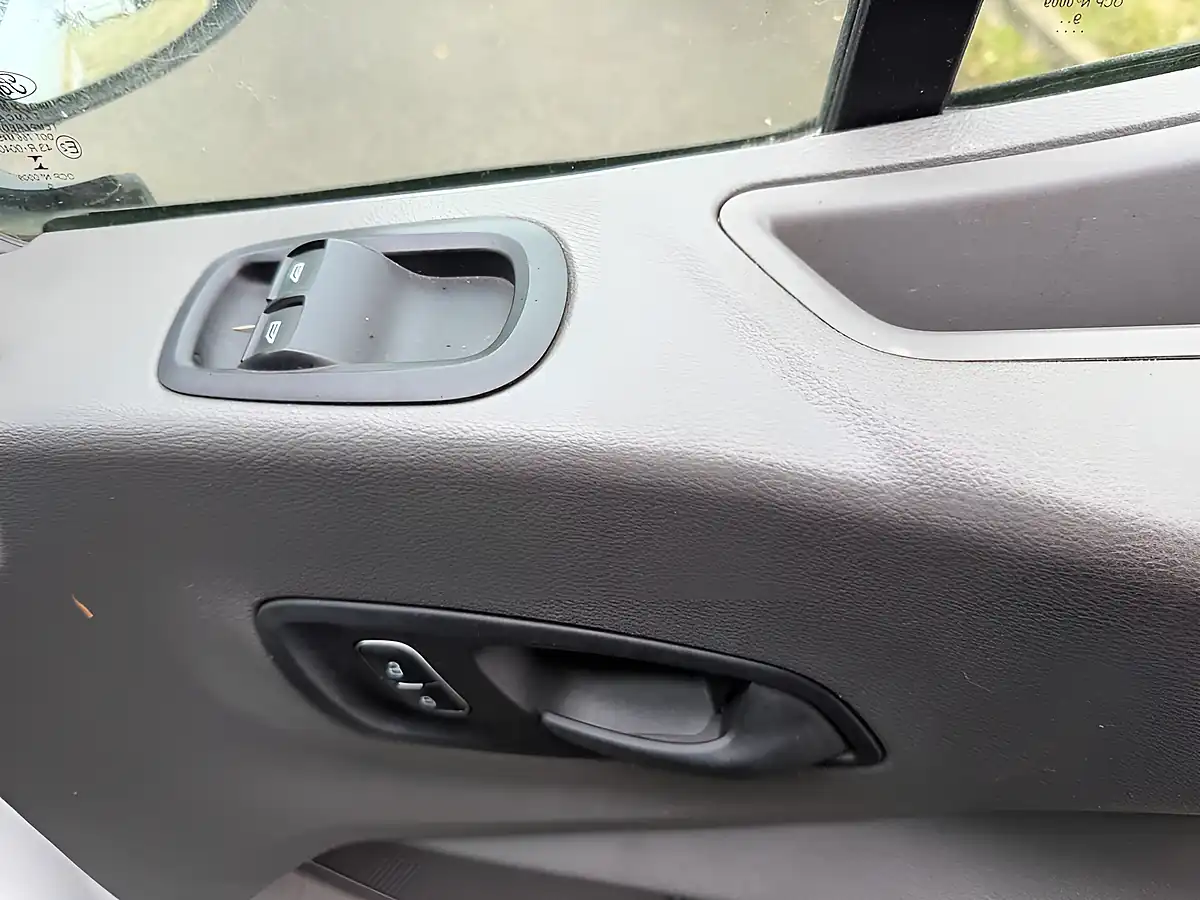 Used 2019 Ford Transit Leader White - Interior and Exterior details 16