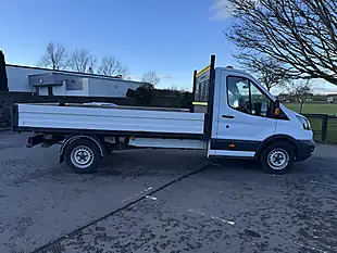 Used 2019 Ford Transit Premium White - Interior and Exterior details 9