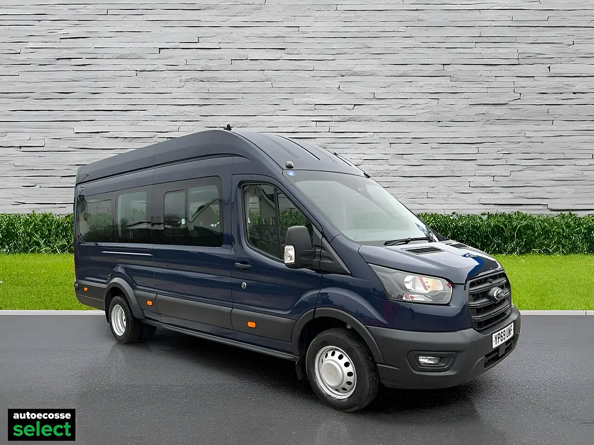 Used 2019 Ford Transit Trend Minibus Double Cab Blue - Front View