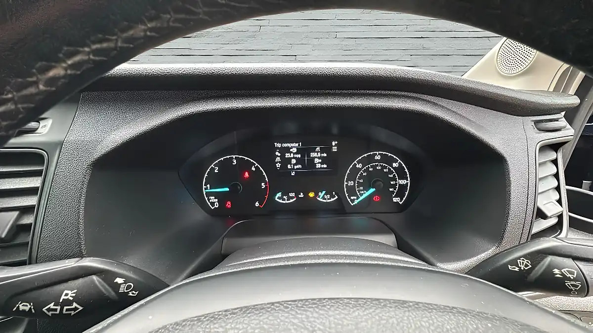 Used 2019 Ford Transit Trend Minibus Double Cab Blue - Interior and Exterior details 13
