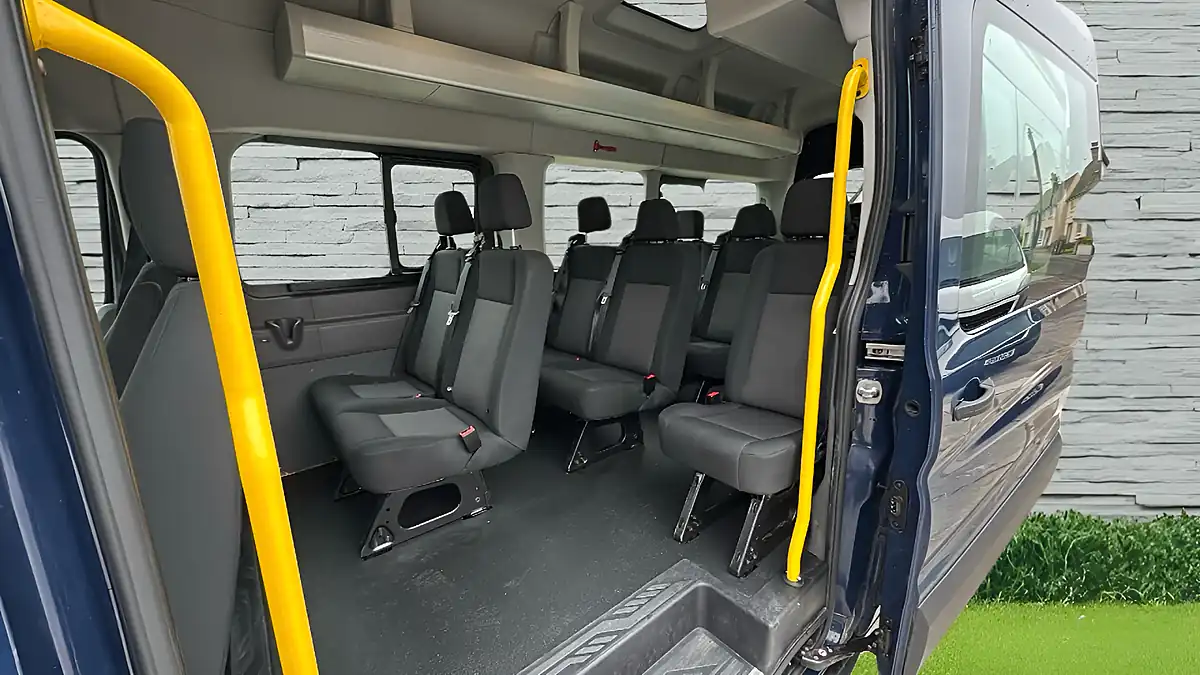 Used 2019 Ford Transit Trend Minibus Double Cab Blue - Interior and Exterior details 8