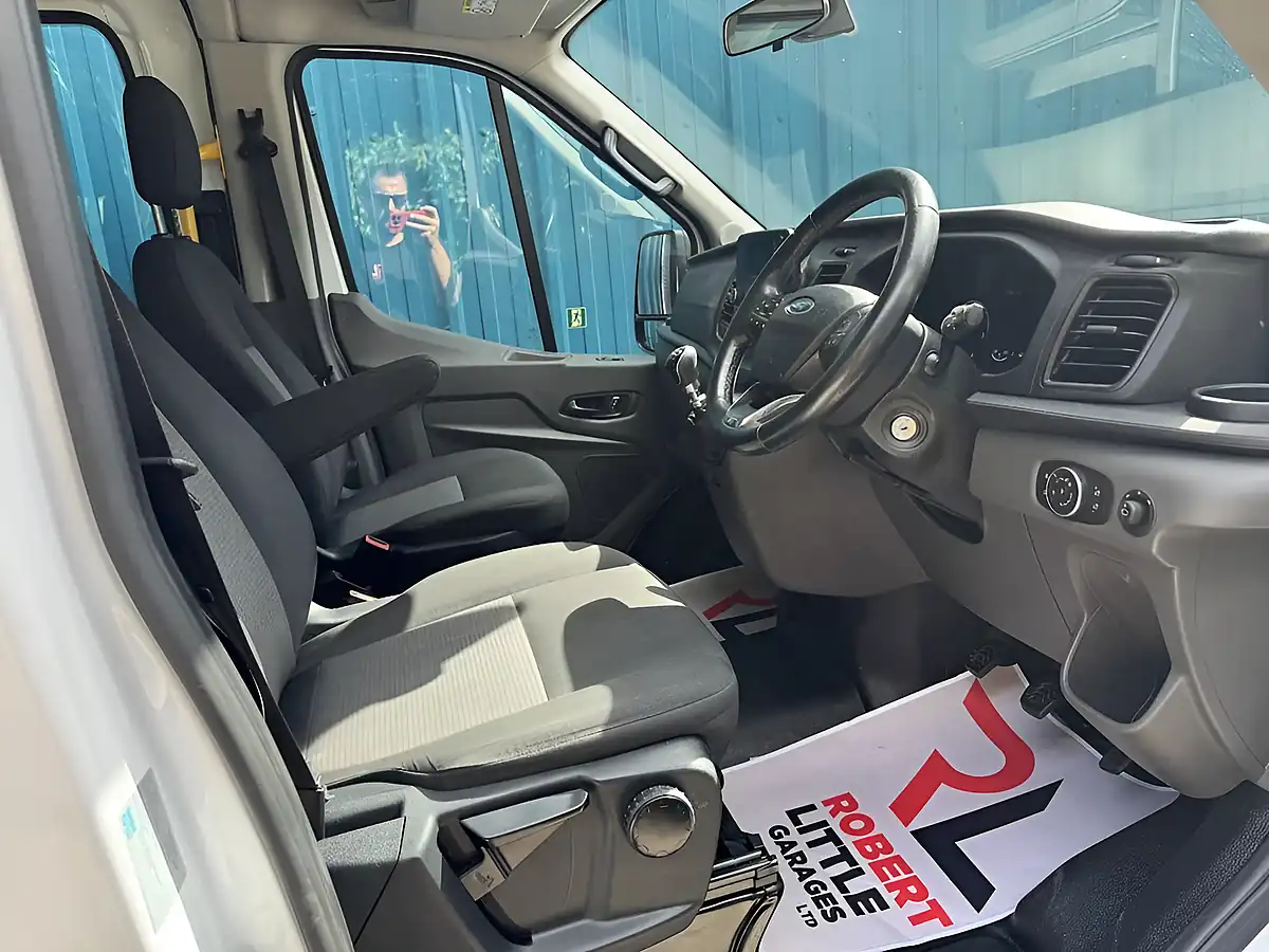 Used 2019 Ford Transit Trend White - Interior and Exterior details 14