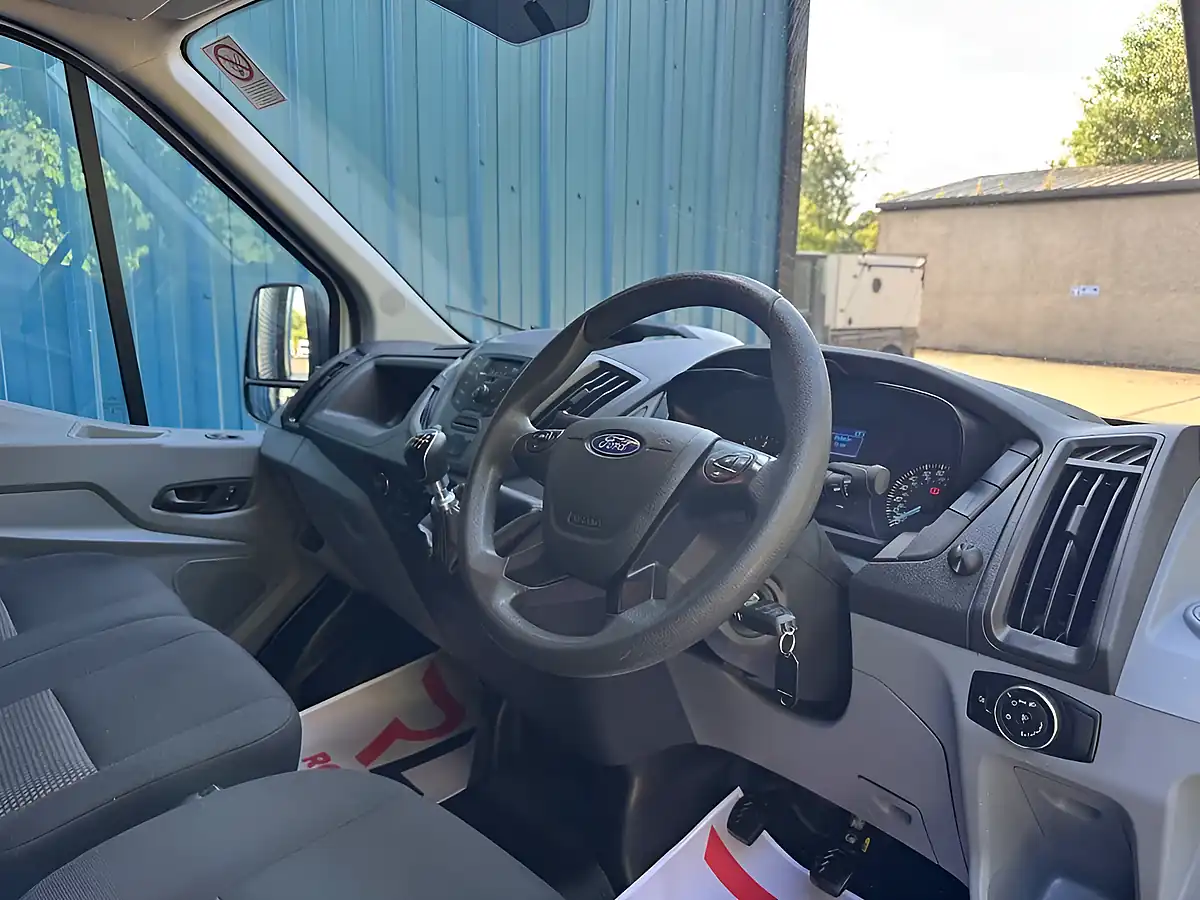 Used 2019 Ford Transit Welfare Van White - Interior and Exterior details 9