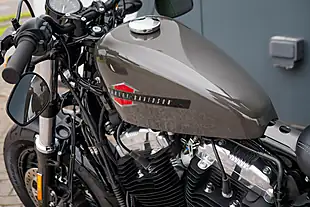 Used 2019 Harley-Davidson Forty-Eight Sportster Industrial Grey - Interior and Exterior details 18