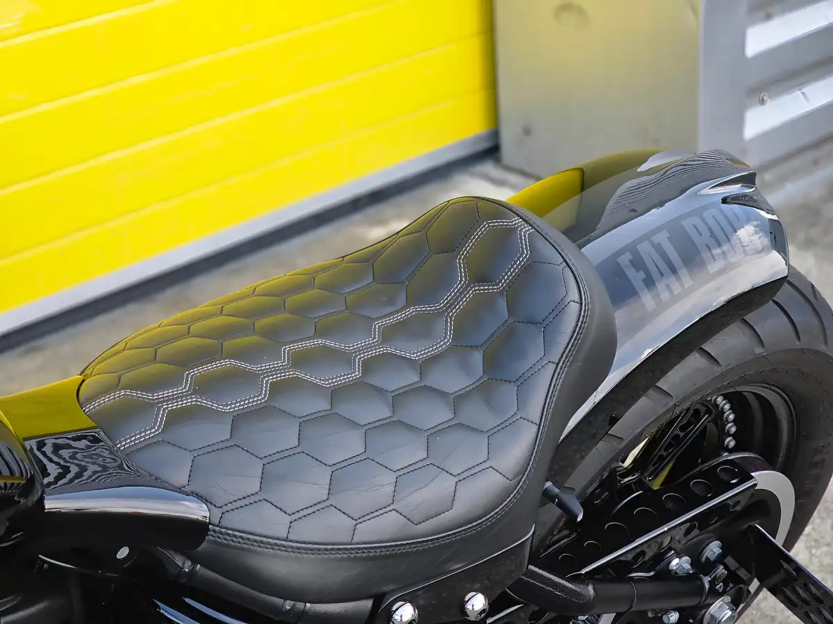 Used 2019 Harley-Davidson Softail Fat Bob Black - Interior and Exterior details 20