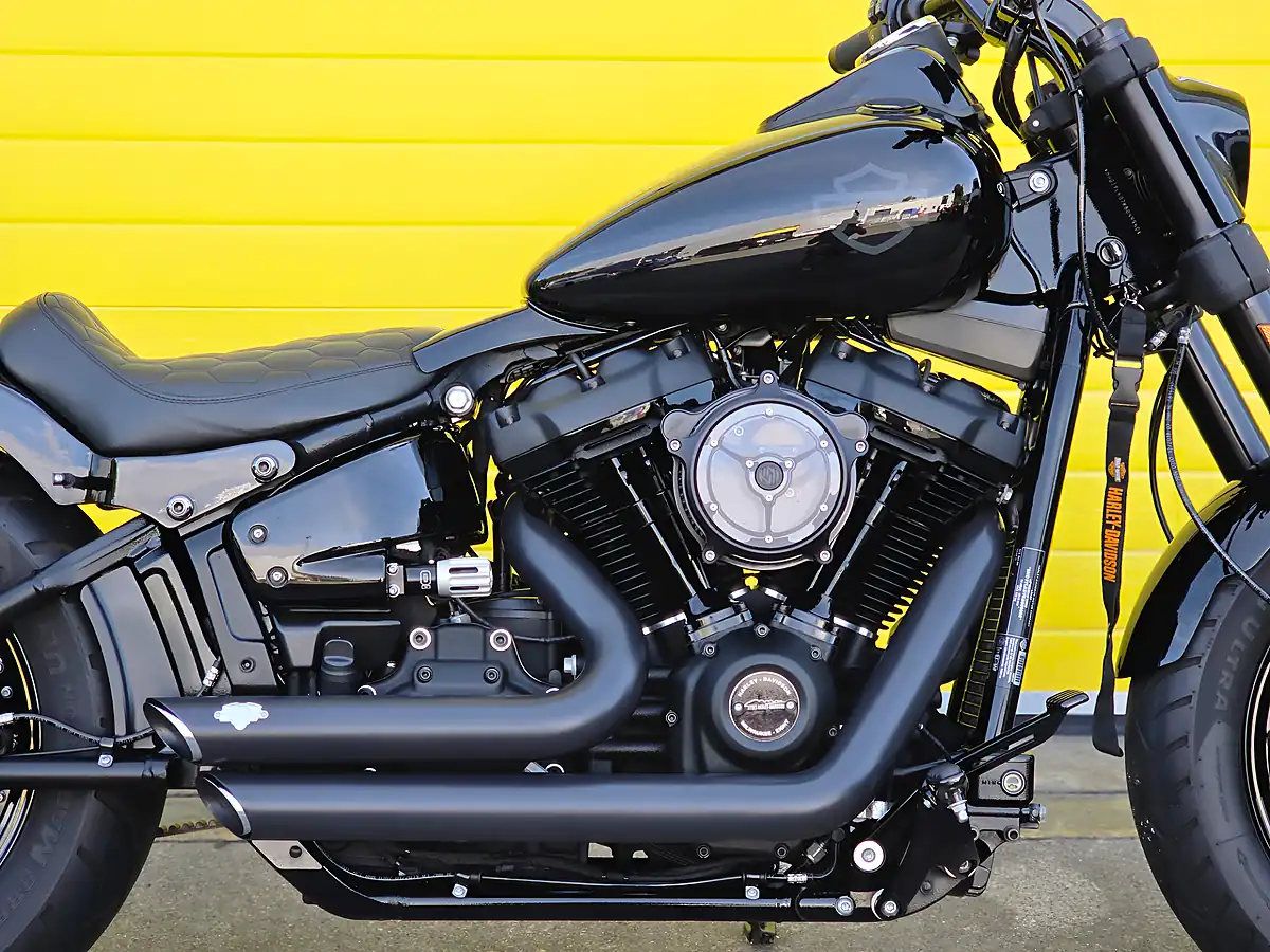 Used 2019 Harley-Davidson Softail Fat Bob Black - Interior and Exterior details 9