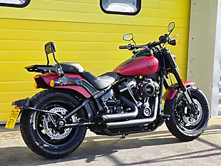 Used 2019 Harley-Davidson Softail Fat Bob Red - Interior and Exterior details 4