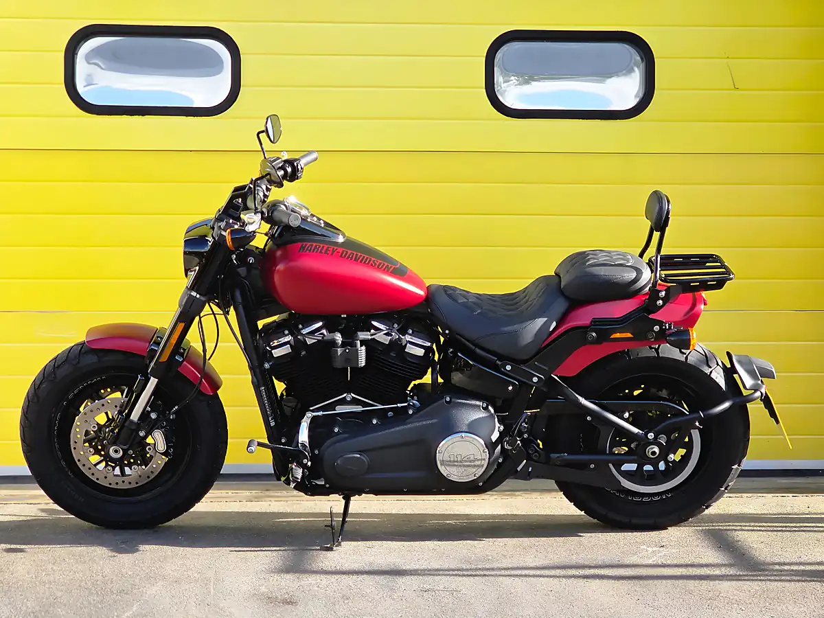 Used 2019 Harley-Davidson Softail Fat Bob Red - Interior and Exterior details 5