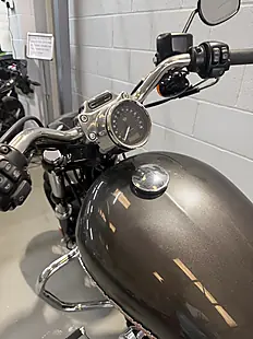Used 2019 Harley-Davidson Sportster Custom Silver - Interior and Exterior details 12